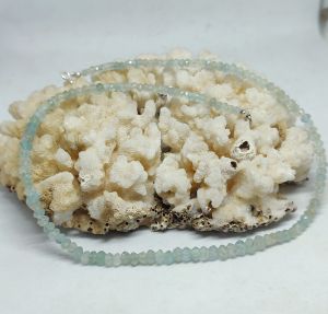 Сребърно колие с аквамарин