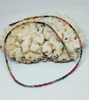 Сребърно колие с турмалини
